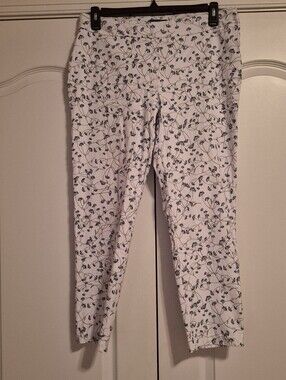 Charlie B Cute Capri Pant
